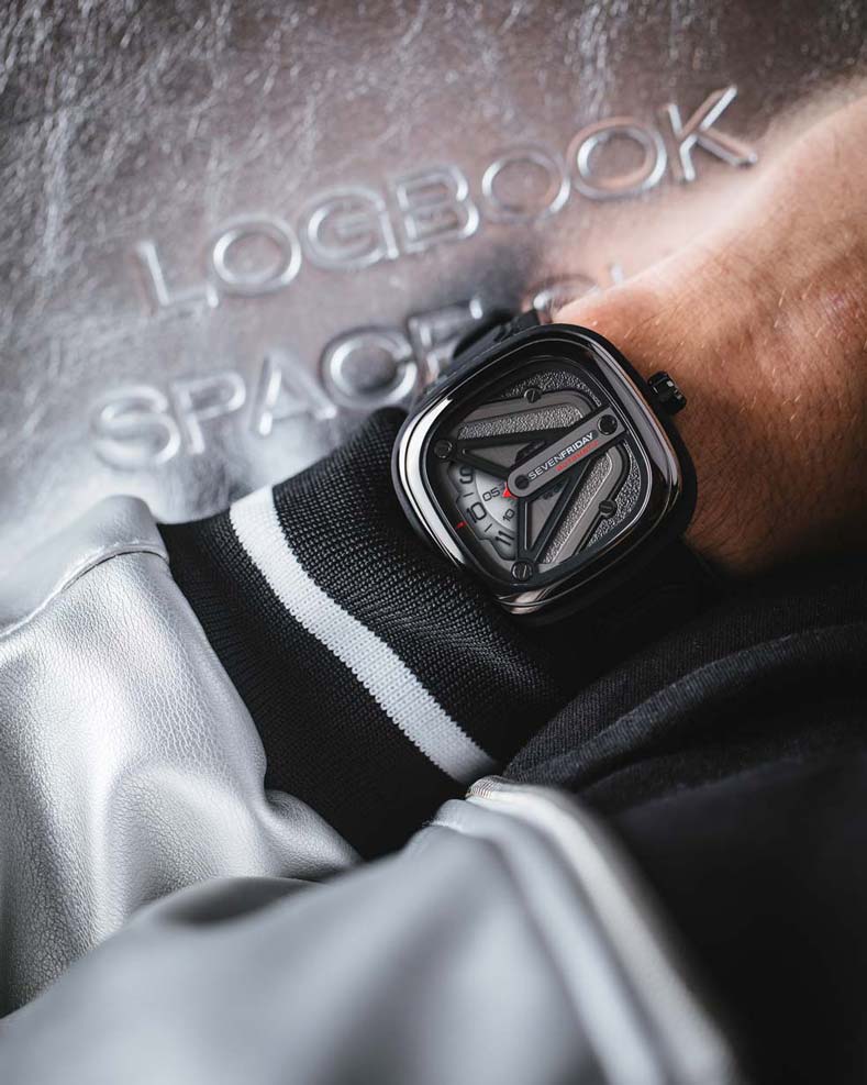 Sevenfriday | M3/01 Spaceship Sevenfriday | M3/01 Spaceship